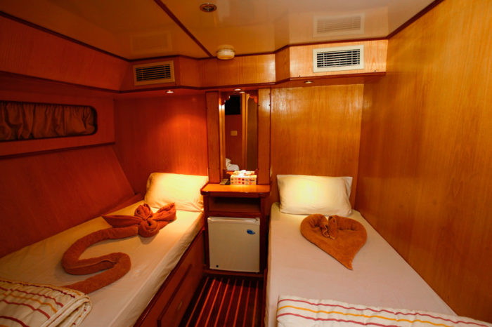 Freedom III liveaboard cabin 5